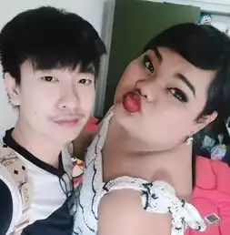 泰国第一网络女神公开恋情我又丑又肥但男友好帅
