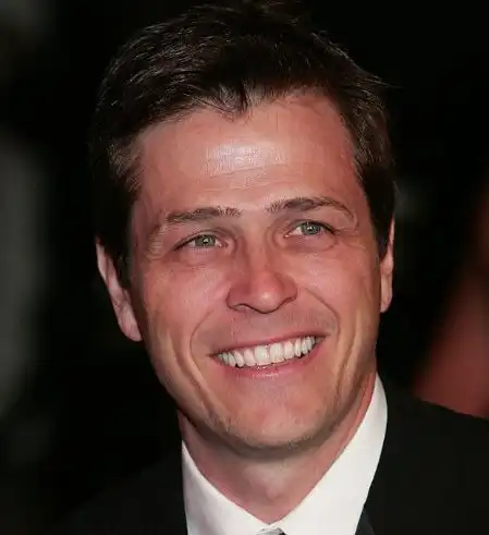 她是世界最丑小三,劈腿数次,离婚带三娃,还能撬走世界首富
