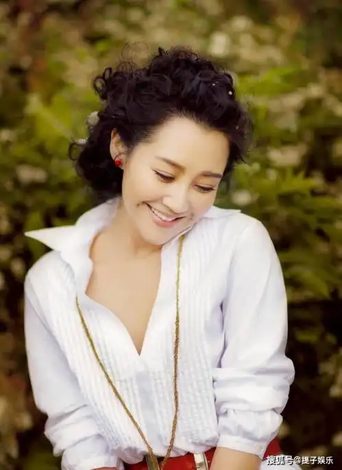 年过四十依旧漂亮风韵犹存的五位女星,你喜欢谁
