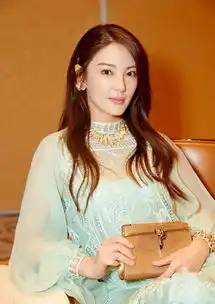 张雨绮一袭薄纱透视薄荷绿仙女裙,只见柔美清纯,不见霸气
