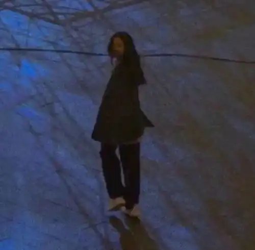 听闻先生治家有方,余生愿问期详小众情侣壁纸腾讯新闻
