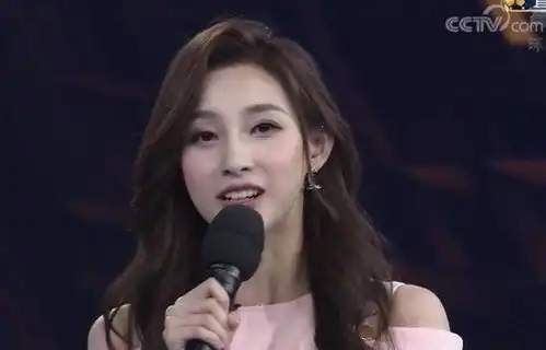 中国体坛最美女主播,也是央视第一美人,29岁美的令人嫉妒
