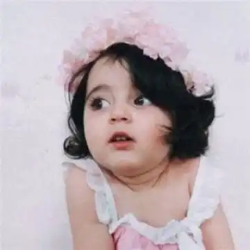 2021最火爆的可爱女生微信头像
