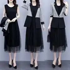 2020年秋季新款两件套格纹中长款西装外套无袖网纱连衣裙女套装
