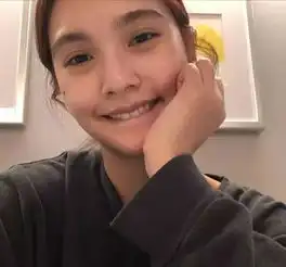 为什么说刘海是童颜神buff
