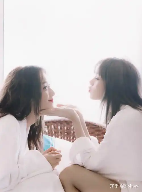 有没有lisa和jisoo的闺蜜头像
