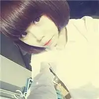 求这2个的情侣女头
