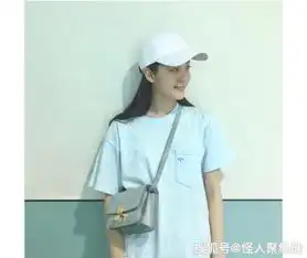 欧阳娜娜童年走秀照曝光果然美少女从小都是吃可爱多长大的吧
