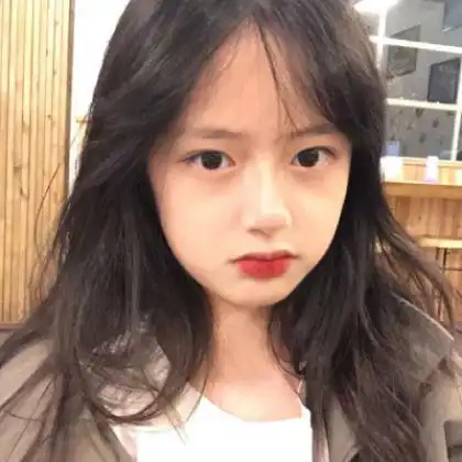 有刘海甜美女生头像很像我的下一任女友
