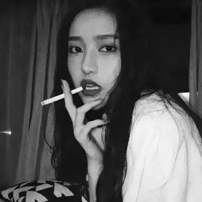 2020霸气抽烟头像好看的吸烟qq头像大全
