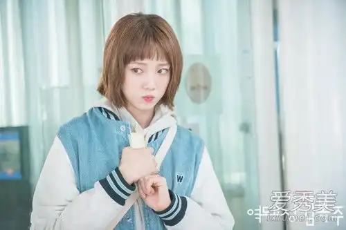 举重小妖精真的很可爱韩牛教你如何成为李成景
