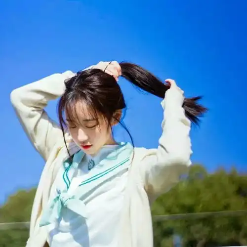 一天的幸福来源,在于早上一睁眼,就能看到最爱的人睡在身边男人
