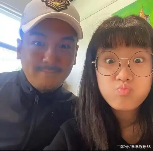 梧桐妹成为最美星二代,16岁的她模样变化大,和母亲贾静雯似姐妹
