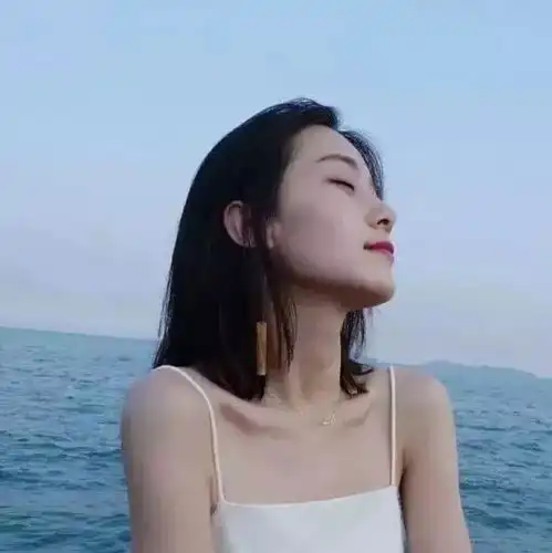 头像余生不必逞强有爱就会有依赖
