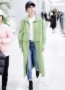 尖叫女神杨紫身穿薄荷绿轻纱裙,梳起少女头,真的太甜美了
