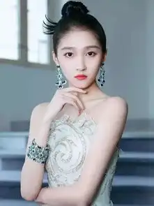 你和红毯女星的距离,其实只差一个它
