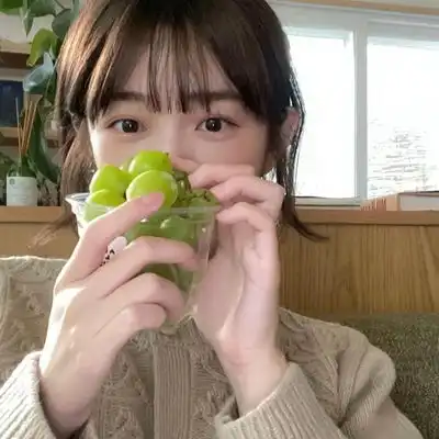 2023最新青春活力女生头像
