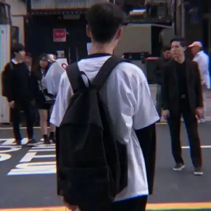 男生最酷的头像别惹我你惹不起我
