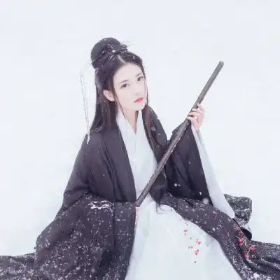 古代头像女生唯美真人孤傲冷艳美女头像
