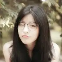 天空赢念着你的身影可爱小清新女生头像
