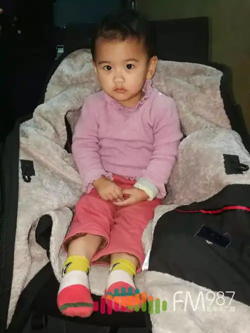 紧急认领福州闹市一小女童走失,帮帮她,带她回家
