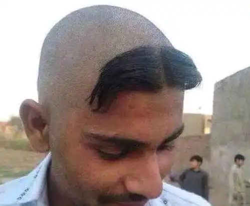 搞笑段子晚上我和女朋友同时失眠了
