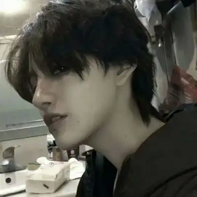 男生真人头像帅气图片好看的阳光真人帅哥头像
