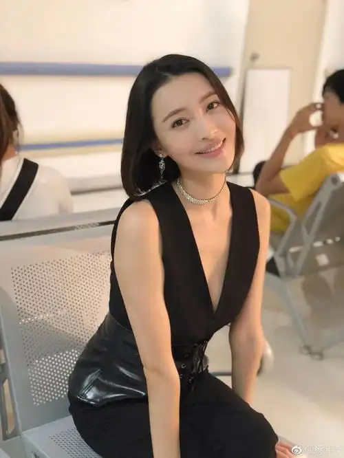 男士相册必存女星私密美照
