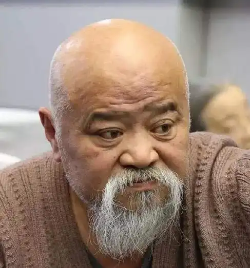 老戏骨李琦每日40根烟餐餐不离酒,今65岁令人唏嘘
