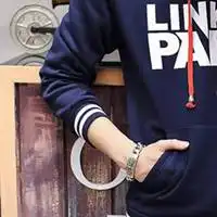 连帽卫衣头像穿卫衣个性男女头像
