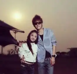 张木易和miki什么时候结婚了24岁的他遇见12岁的她
