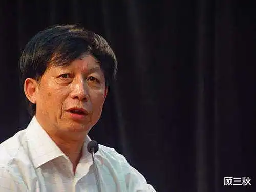 中国的孩子很辛苦祸起于谁易中天我坚决反对望子成龙
