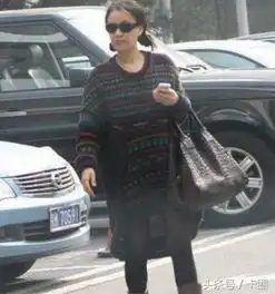 50岁那英少女形象近照,头上扎辫子遭无数网友怒骂
