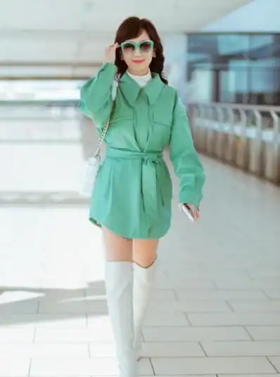 有种最潮奶奶叫赵雅芝,学女团穿韩式泡泡袖,65岁还扮嫩
