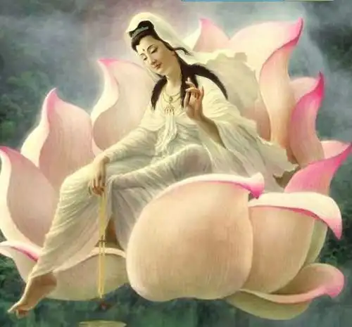 观世音菩萨的师傅是谁很多人以为是如来佛祖,其实并不是这样的
