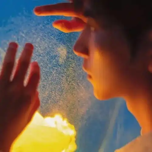 头像快乐的秘诀是停止胡思乱想
