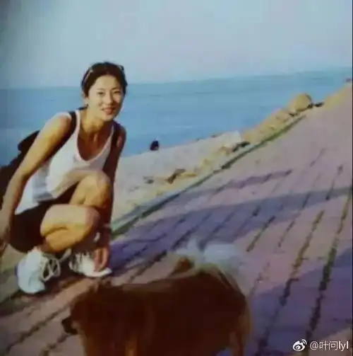 50岁辣妈被错当成儿子女朋友这个中国女人,凭什么惊呆外媒
