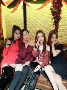 马苏秦岚李小璐同框颜值爆表网友长得差不多
