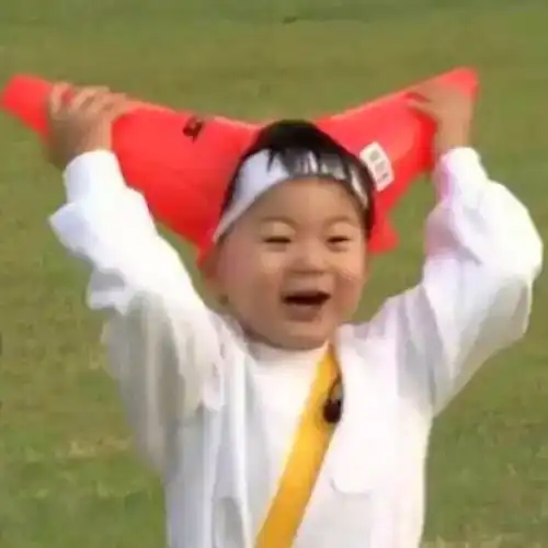 沙雕头像不和我聊天是怕我偷你表情包嘛
