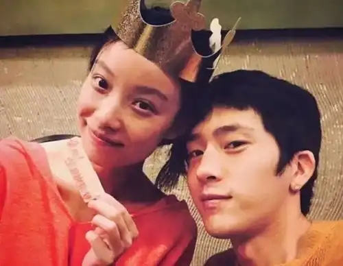 倪妮秒删亲密照还被扒出这些姐弟恋明星cp七夕发糖如此齁甜
