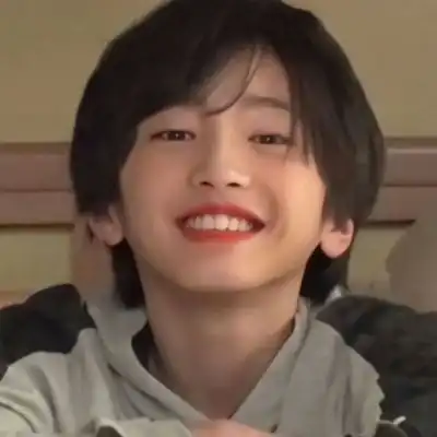 ins小清新文艺范男头穿过云层我男生头像我要个性网
