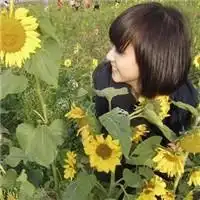 有没有关于这个女生的高清头像
