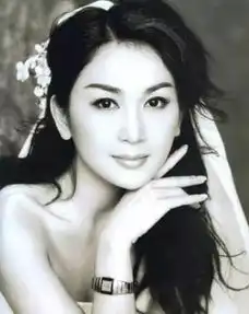 温碧霞15年了,她还是最美妲己,50岁的女人能美成什么样
