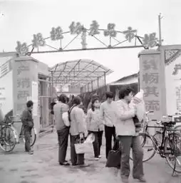 浙城事中国轻纺城卖布人是怎样布满全球的

