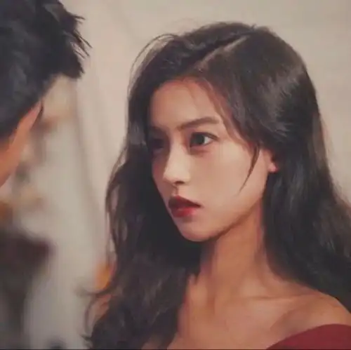 情头像我这种上课睡觉的人,也只有听到你的名字才会抬头
