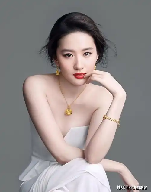 中国最美的十大女明星张静初居末,第一宛如人间仙子
