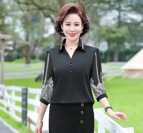 女性虽然绝经,但依旧可以很年轻,或与这四个习惯有关
