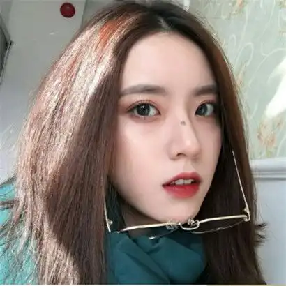 2019霸气超拽女生头像,选择放纵做个自由的女人
