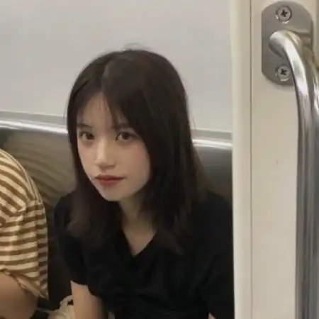 qq超拽霸气女生头像,不走心的努力就是装酷
