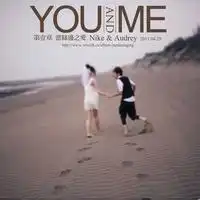 qq头像情侣坐在一起qq情侣抱在一起头像
